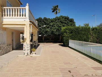 House 8 Bedrooms in San Fulgencio