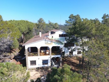 House 8 Bedrooms in Pages de Baix