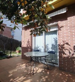 House 4 Bedrooms in Hostalric