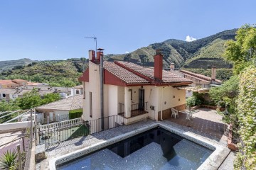 Maison 4 Chambres à Cenes de la Vega