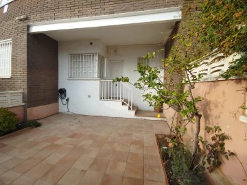 House 3 Bedrooms in Els Munts