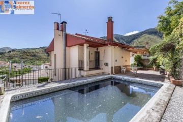 Casa o chalet 4 Habitaciones en Cenes de la Vega