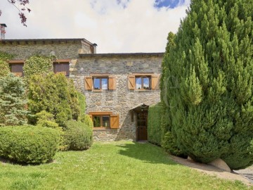 House 5 Bedrooms in Guils de Cerdanya