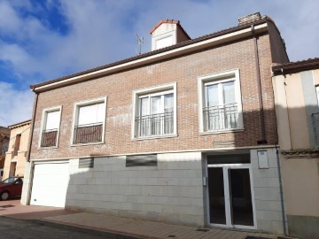 Piso 1 Habitacione en Fuensaldaña