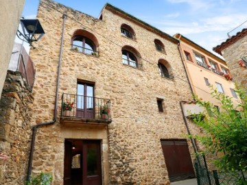 House 4 Bedrooms in Sant Baldiri