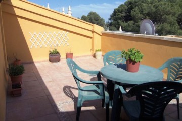 Apartment 4 Bedrooms in Buñol
