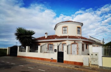 House  in Las Lomas del Rame-Bahía Bella