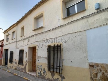 House 5 Bedrooms in Herencia
