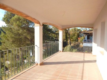 House 4 Bedrooms in Residencial Begur - Esclanyà