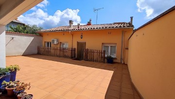 House 5 Bedrooms in Sant Hipòlit de Voltregà