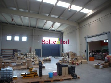 Industrial building / warehouse in Lardero