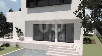 House 4 Bedrooms in Victor Font Gual