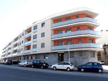 Apartment 3 Bedrooms in Poligono Industrial 'Reves' de Alcarras