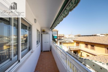 Apartment 3 Bedrooms in Albolote
