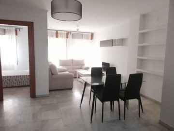 Apartment 4 Bedrooms in Huelva Centro
