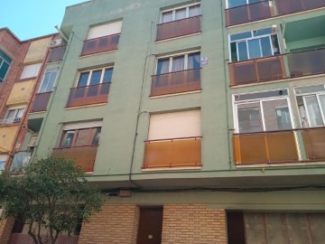 Apartment 4 Bedrooms in Poligono Industrial 'Reves' de Alcarras