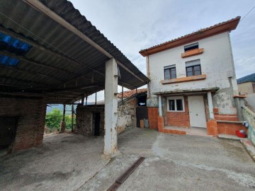 House 3 Bedrooms in Murias