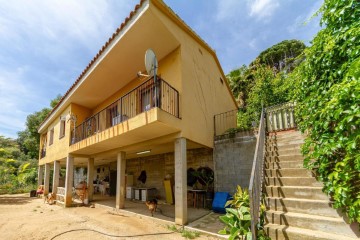House 3 Bedrooms in Can Palau