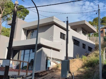 Moradia 3 Quartos em Residencial Begur - Esclanyà