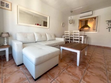 Apartment 1 Bedroom in Vélez de Benaudalla