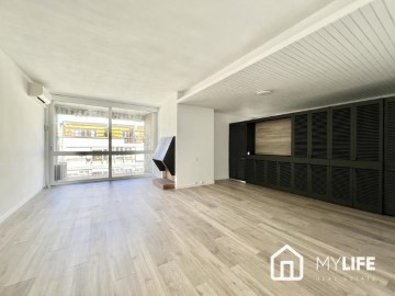 Piso 4 Habitaciones en Eixample