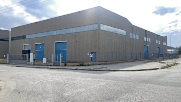 Industrial building / warehouse in Gaserans
