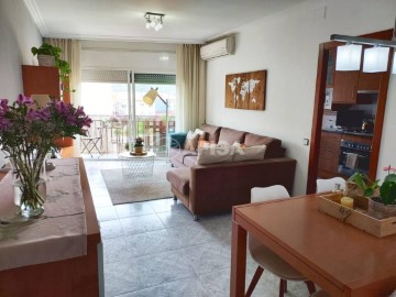 Apartment 3 Bedrooms in Llinars del Vallès