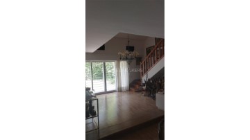 House 5 Bedrooms in Moncloa