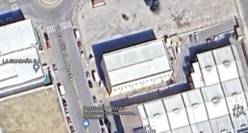 Bâtiment industriel / entrepôt à Salteras