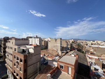 Piso 4 Habitaciones en Centro