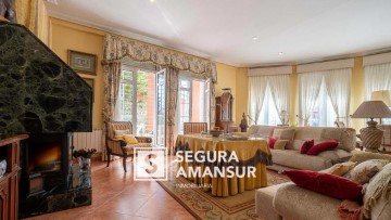 House 6 Bedrooms in Las Torres - Guadalupe