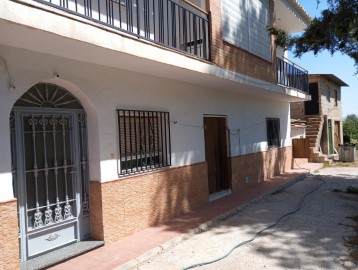 House 5 Bedrooms in Río de Baza