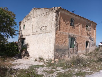 Maison 5 Chambres à Baza