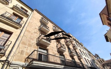 Piso 5 Habitaciones en Salamanca Centro