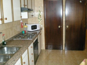 House 3 Bedrooms in Serraima