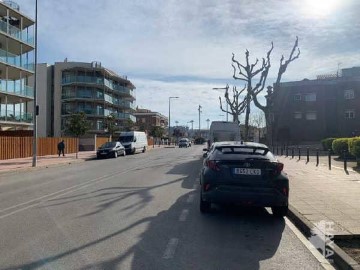 Locaux commerciaux à Avinguda Catalunya