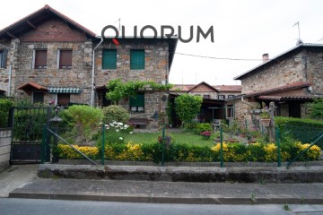 Maison 3 Chambres à Urreta