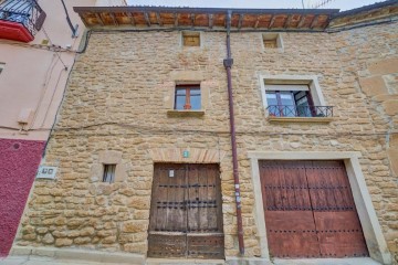 House 4 Bedrooms in Arróniz