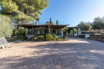 Quintas e casas rústicas 2 Quartos em Güevéjar