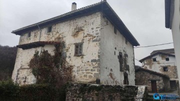 Quintas e casas rústicas 6 Quartos em Goiatz