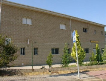 Industrial building / warehouse in Robles de la Valcueva