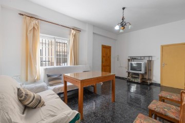 Apartment 4 Bedrooms in Torrenueva