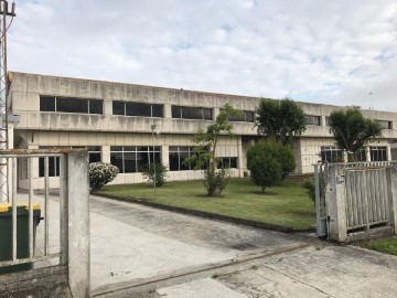 Industrial building / warehouse in Oseiro