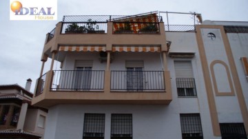 Penthouse 3 Bedrooms in La Zubia
