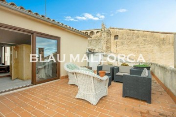 House 4 Bedrooms in Artà