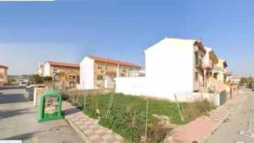 Terrenos en Residencial Triana - Barrio Alto