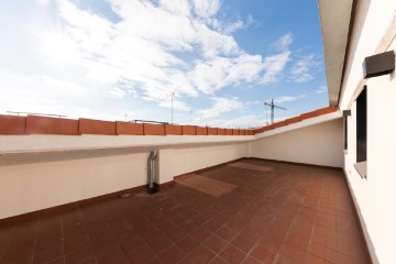 Duplex 3 Bedrooms in La Gavarra