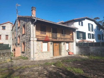 Maison 4 Chambres à Anero