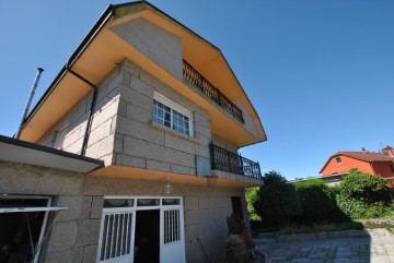 Casa o chalet 4 Habitaciones en Cela (San Pedro P.)