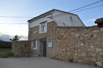 House 5 Bedrooms in Barcina de los Montes